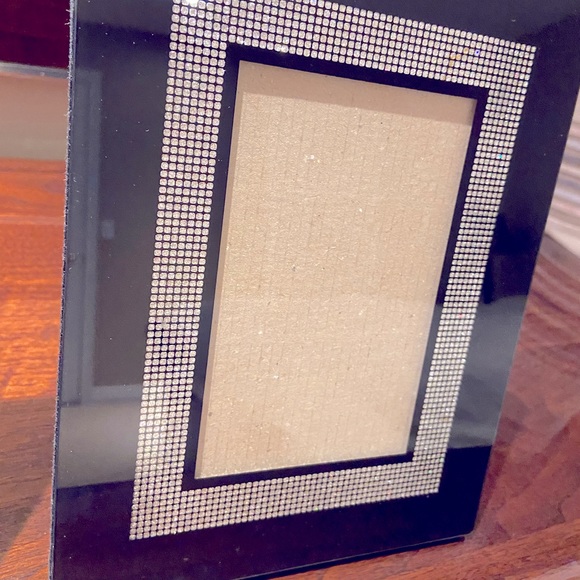 Set of 2 Crystal Accented Picture Frames - Picture 5 of 7